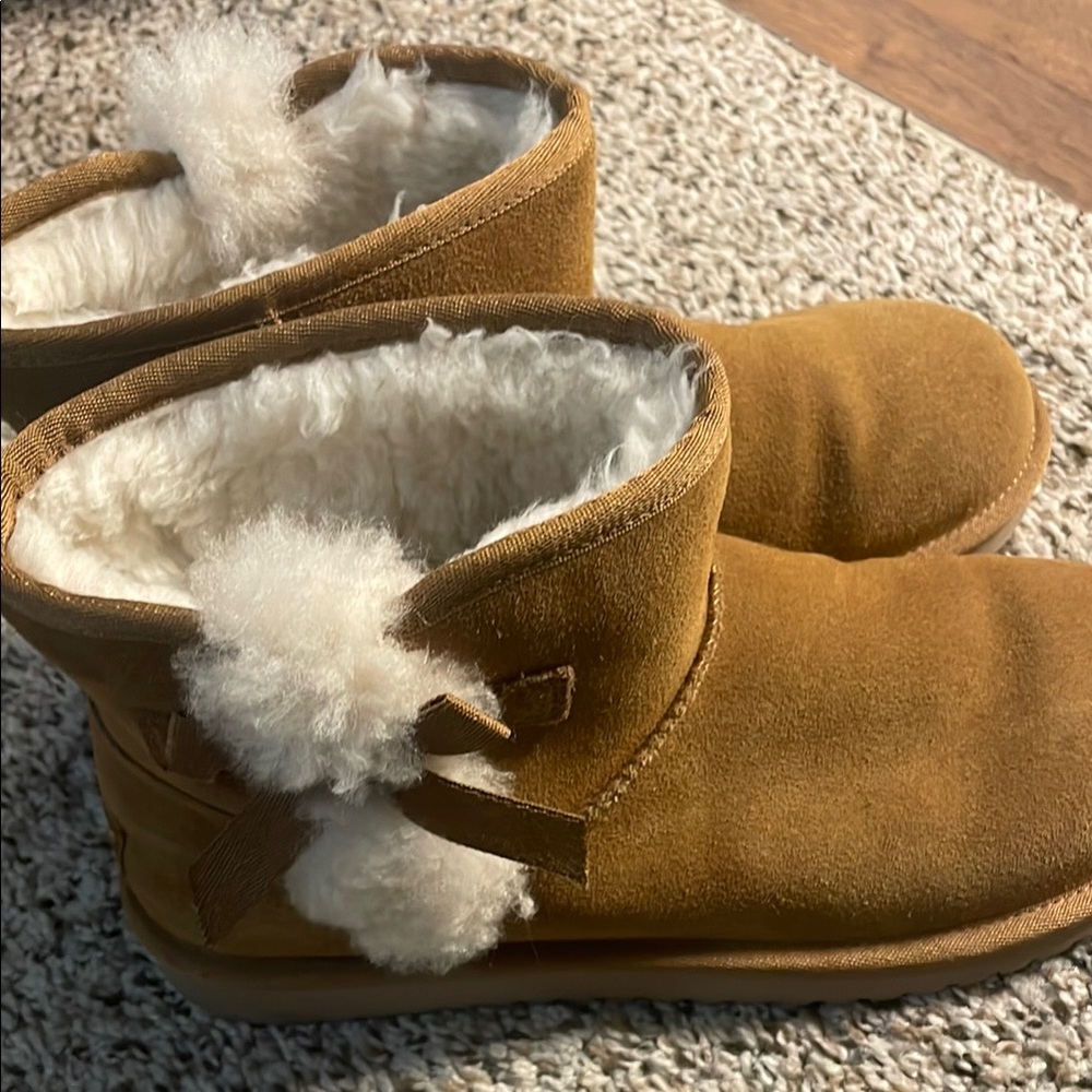 Cozy Tan Boots with Fur Lining